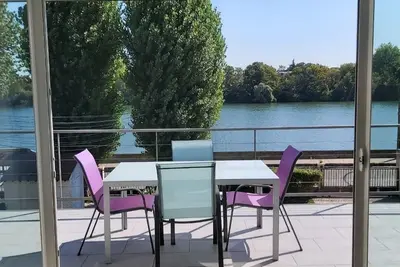 Image de Charmant gîte tout équipé avec terrasse et vue sur la Seine, proche de Paris