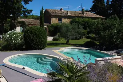 Image de Vacances De Charme A Piolenc Vaucluse Provence pour 12 Ă 13 pers