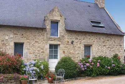 Image de Longère: A 300m du sentier côtier et 1km du petit port Le Bono Golfe du Morbihan