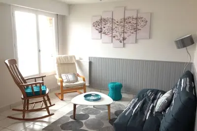 Image de Appartement les pieds dans l'eau Ă Erquy vue imprenable sur la mer!