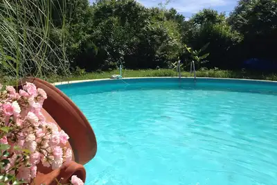 Image de Ancienne ferme située en pleine nature avec piscine privative pour 6-8 personnes