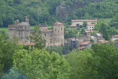 Image de gite refait a neuf 6 personnes le puy en velay Auvergne