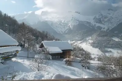 Image de chalet à la montagne