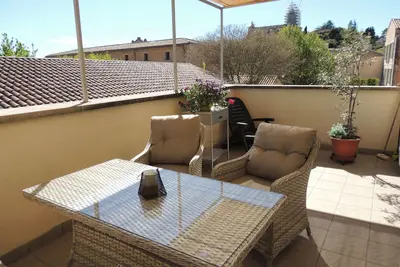 Image de Bedoin Appartement Climatise +Terrasse Dans Village Au Pied Du Mont Ventoux