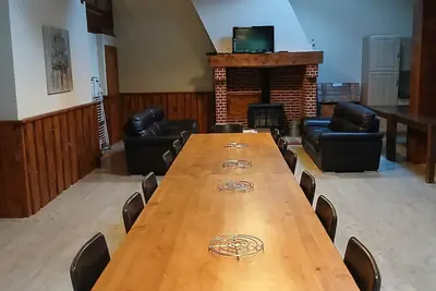 Image de gîte, 12 personnes, confortable et spacieux,