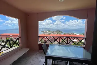 Bel appartement de 64 m2 avec vue imprenable sur la mer au calme