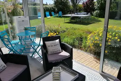 Image de Carantec à 4 km maison renovée en 2015 classée 3 étoiles jardin arboré privatif.