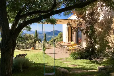 Image de Bergerie rénovée dans un cadre d'exception avec piscine privée