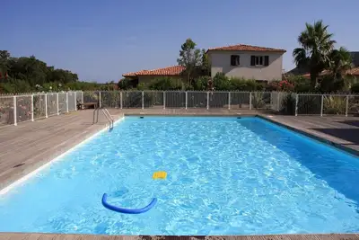 Image de Pinarello Appt standing 6/8 pers, vue mer, plage 500 m et découverte vins corse
