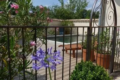 Image de Magnifique maison plein pied. Superbe jardin et piscine privée (6 couchages)