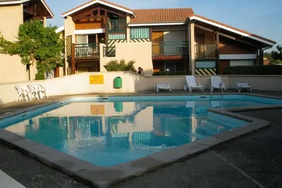 Image de Bel Apt, lumineux, calme, idéalement situé, 200m plage, surf, Le Cers - Wifi -