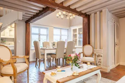 * La Maison du Pêcheur avec jardinet * Plein Cœur du Centre Historique Honfleur