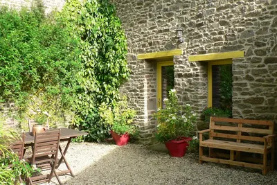 Image de Gîte de caractère entre Dinan et St Malo. Calme, proche des sites touristiques