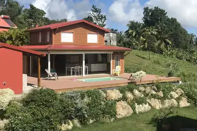 Image de Villa 3* avec piscine neuve en bois
