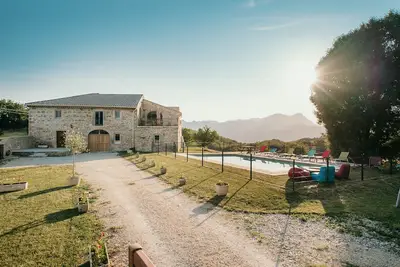 Image de Mas de Pascalin, 250m2 habitables, Piscine Chauffée de 13m x 6m