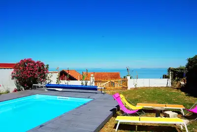 Image de Face à la Mer, Vues sur les îles, Grande maison 12-14 personnes avec Piscine