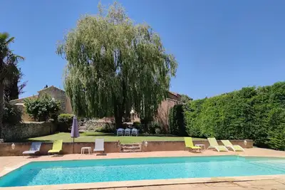 Image de Campagne Mélan Mas de famille du XVIIème, charme et confort au milieu des vignes