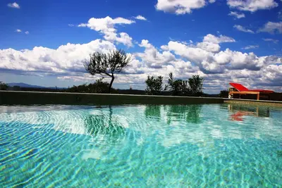 Image de Gîte 4 étoiles moderne tout confort au calme dans les bois