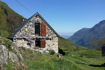 Image de Pyrénées Paradis, grange foraine de charme
