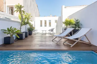 Maison d'Architecte, Nîmes Centre avec Terrasse et Piscine