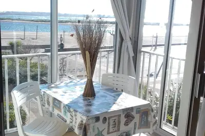 Image de Gruissan Appartement 2 pièces Vue mer à 15m de la plage du Grazel