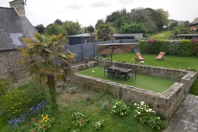Image de Charmante maison en pierre du pays exposée plein sud