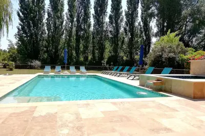 Image de Sur 7ha Cottage Confort+ full clim Piscine chauffée Spa Boulodrome\nsport Fitness