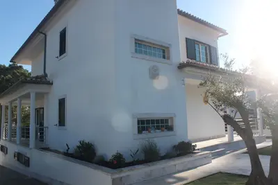 Image de Portugal, Sesimbra sud Lisbonnne, superbe villa 10 personnes jacuzzi, piscine ect