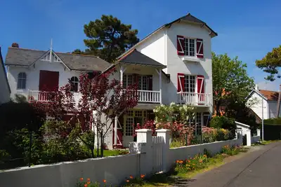 Image de Appartement 4 personnes 300m de la mer - emplacement idéal - au calme