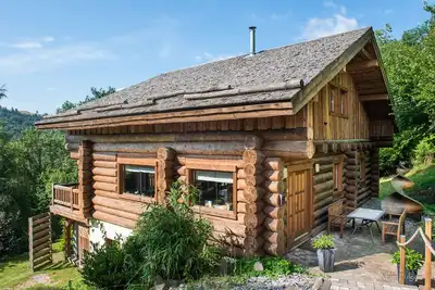 Image de Chalet Les Lucioles | Spa Privatif chauffé, Sauna & nature, 14 pers, La Bresse