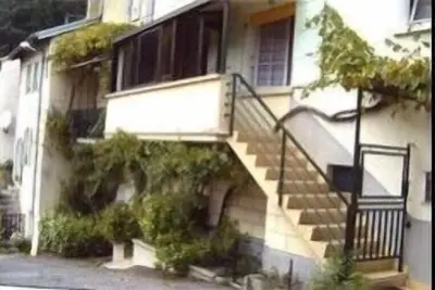 maison indépendante Vals les Bains située dans un quartier calme.