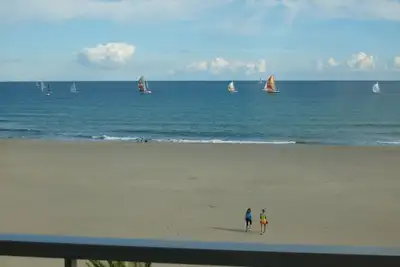 3-room apartment facing the sea 4 to 6 people 2 bedrooms Very pleasant parking