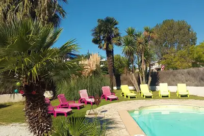 Image de Belle Villa Avec Piscine et jardin de 1000m2 Ă 2 Pas De La Plage