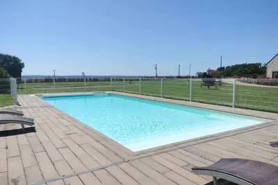 Image de Domaine des Gauliers (classé 5*), gîte de groupe - 8 chambres/22 pers - piscine