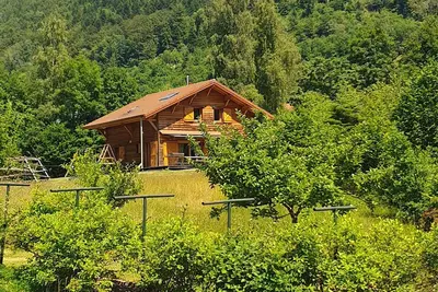 Image de Chalet au calme, étang privé pour la pêche ou la baignade - 5 Chambres-