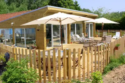 Image de Gite La Terre 11 pers shared covered and heated swimming pool