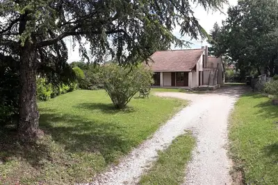 Image de Entre mer et Cévennes, villa, 3 ch. , grand jardin clôt, proche voies vertes