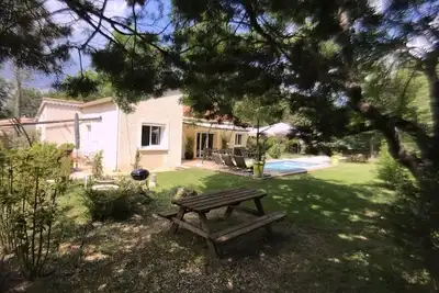 Image de Villa avec piscine, gde terrasse, tt confort, jardin clos, calme, usage exclusif