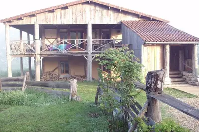 Image de Grande maison écologique de 170m2 avec son balcon abrité de 120m2 au calme