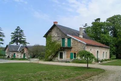 Image de Gite tout confort dans le parc d'un château de la loire