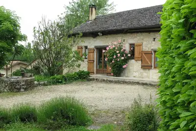 Image de Fournil De Cavarcou Piscine, Sauna, Etang De PËCHE Séjour bucolique et reposant