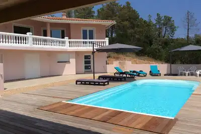 Image de Tres Belle villa avec piscine chauffée piscine privative