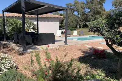 Image de Villa récente avec piscine chauffée et jardin à 10min de la plage de St Cyprien
