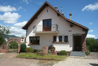 Image de Grande maison de famille où vous vous sentirez comme à la maison!