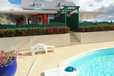 Image de Villa jumelée-Hauteurs de Pigeon-Vue magnifique Rés. Cousteau & Mer des Caraïbes