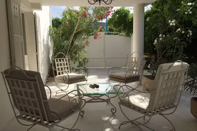 Image de Villa 300 mètres des plages de sable, quartier résidentiel Mandelieu la Napoule