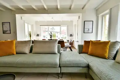 Image de Grande maison pour 20 personnes, 200 metres de la mer