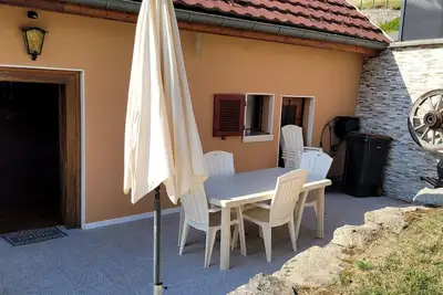 Image de Chalet, 3 chambres, 8 couchages, vue sur la vallée, entièrement équipé