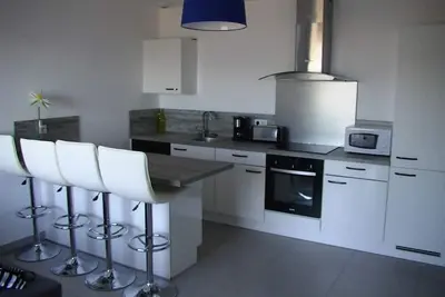 Image de Golfe Sud Ajaccio - Appartement pieds dans l'eau - 2 chambres - Terrasse