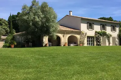 Image de Uzes, Villa Luxueuse D'Architecte, Climatisee Avec Piscine (12X6m)